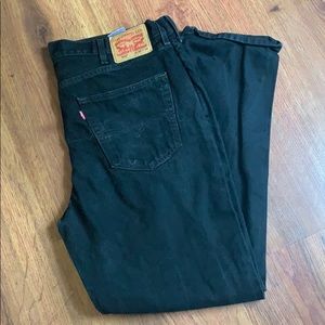 Barely worn, black Levi 550 40 x 34